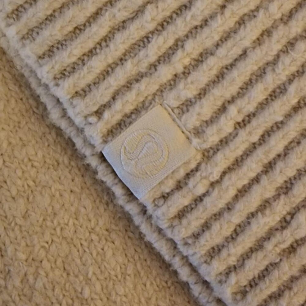 Lululemon - Merino Wool-Blend Ribbed Turtleneck Sweater (Bone) - Picture 6 of 8